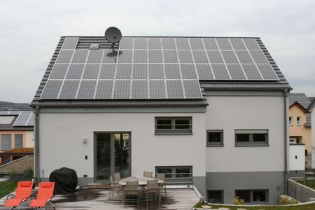 Steildach Oberbillig